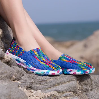 Zapatos de las mujeres de Verano de los Pisos de la Mujer Mocasines Mujer Casual Tejida Plana Zapato Transpirable Zapatillas de deporte de Deslizamiento sobre el Colorido de la Mujer Más el Tamaño de 41