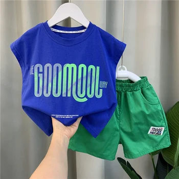 Chaleco de chicos conjunto de 2023 nuevo bebé de verano de la ropa fina de los niños cool y guapo coreana de la ropa de los niños en verano
