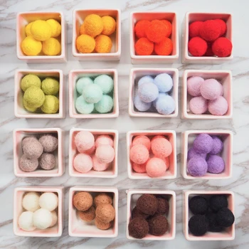 Fieltro de lana de Bolas Round10pcs/Lote Pompones Color Mezclado Mayorista 18 DIY hechos a Mano Suministros de Artesanía Para Kinder