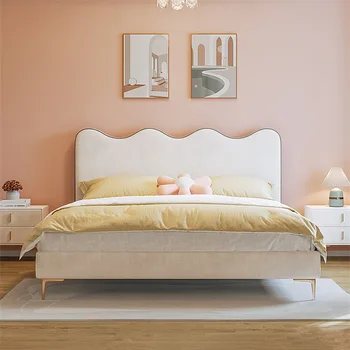 Tela de cama de tela de franela luz Nórdica de lujo minimalista, dormitorio de almacenamiento de 1,8 m de malla borde rojo italiano minimalista de la tecnología de la tela